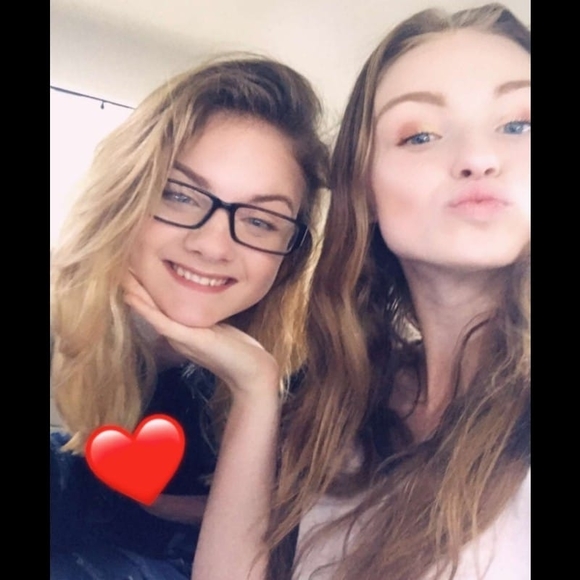 Meet the Posher Other - Meet your Posher, Cheyenne